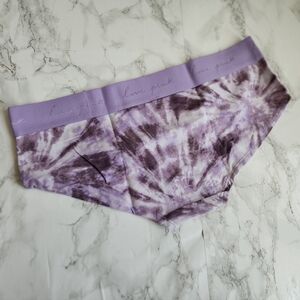PINK VS LOGO HIPSTER PURPLE TIE DYE PANTY